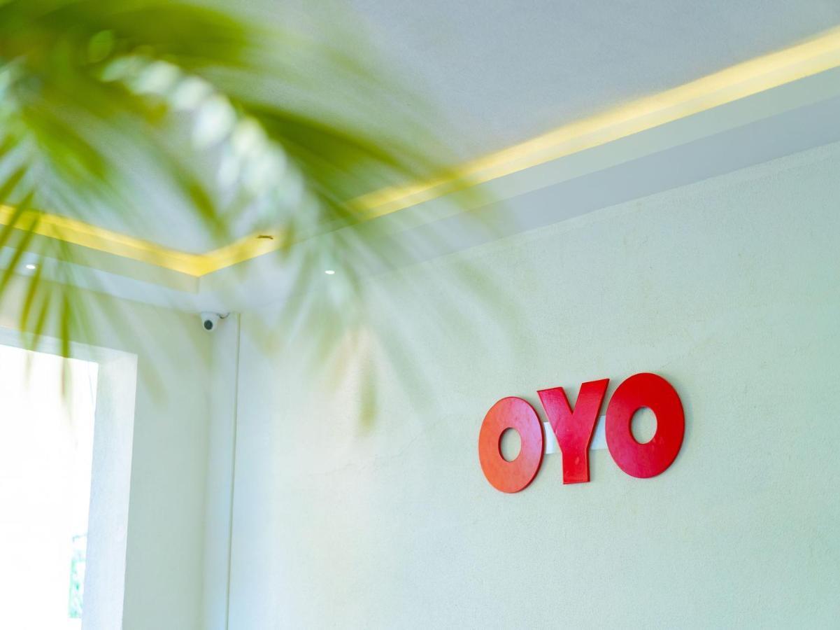 OYO 64260 Hotel Rajnandini Hābra Exterior foto