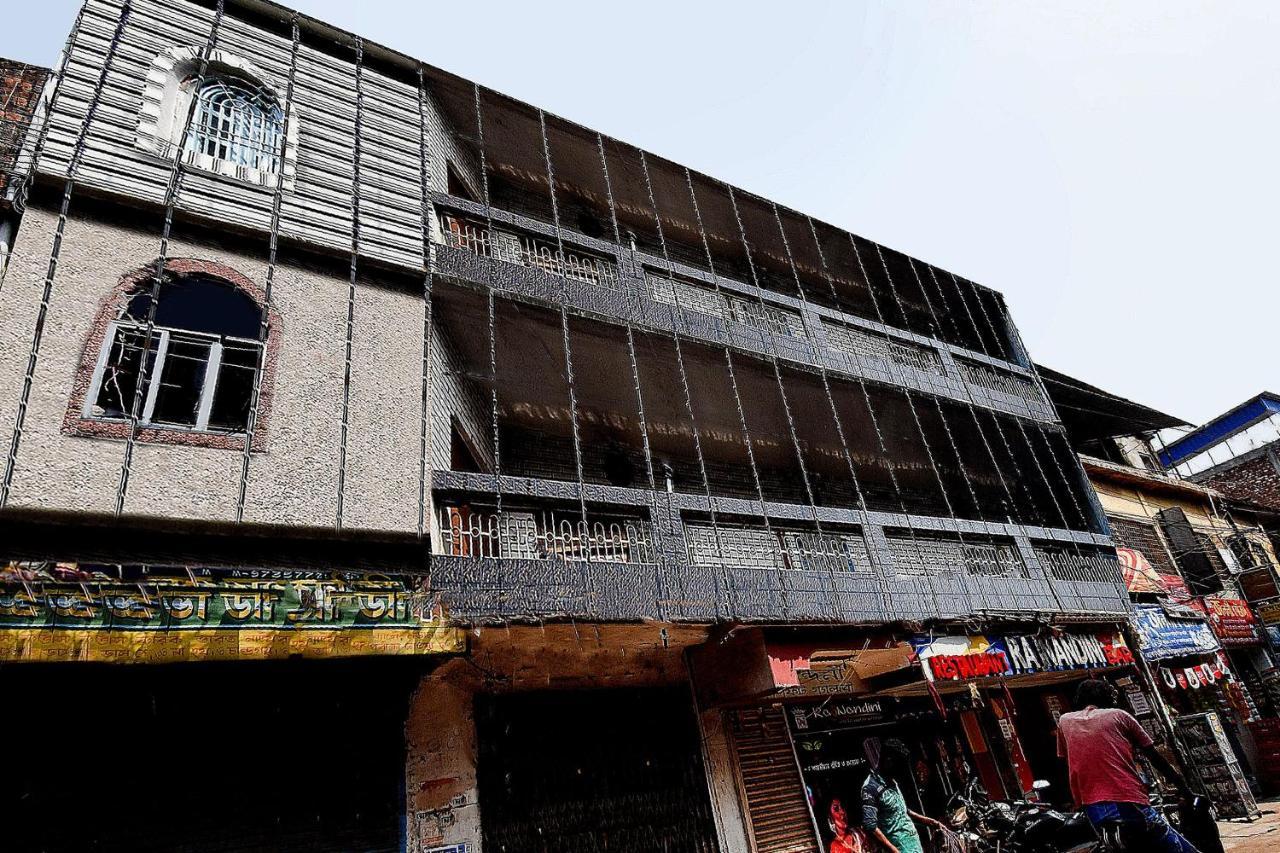 OYO 64260 Hotel Rajnandini Hābra Exterior foto
