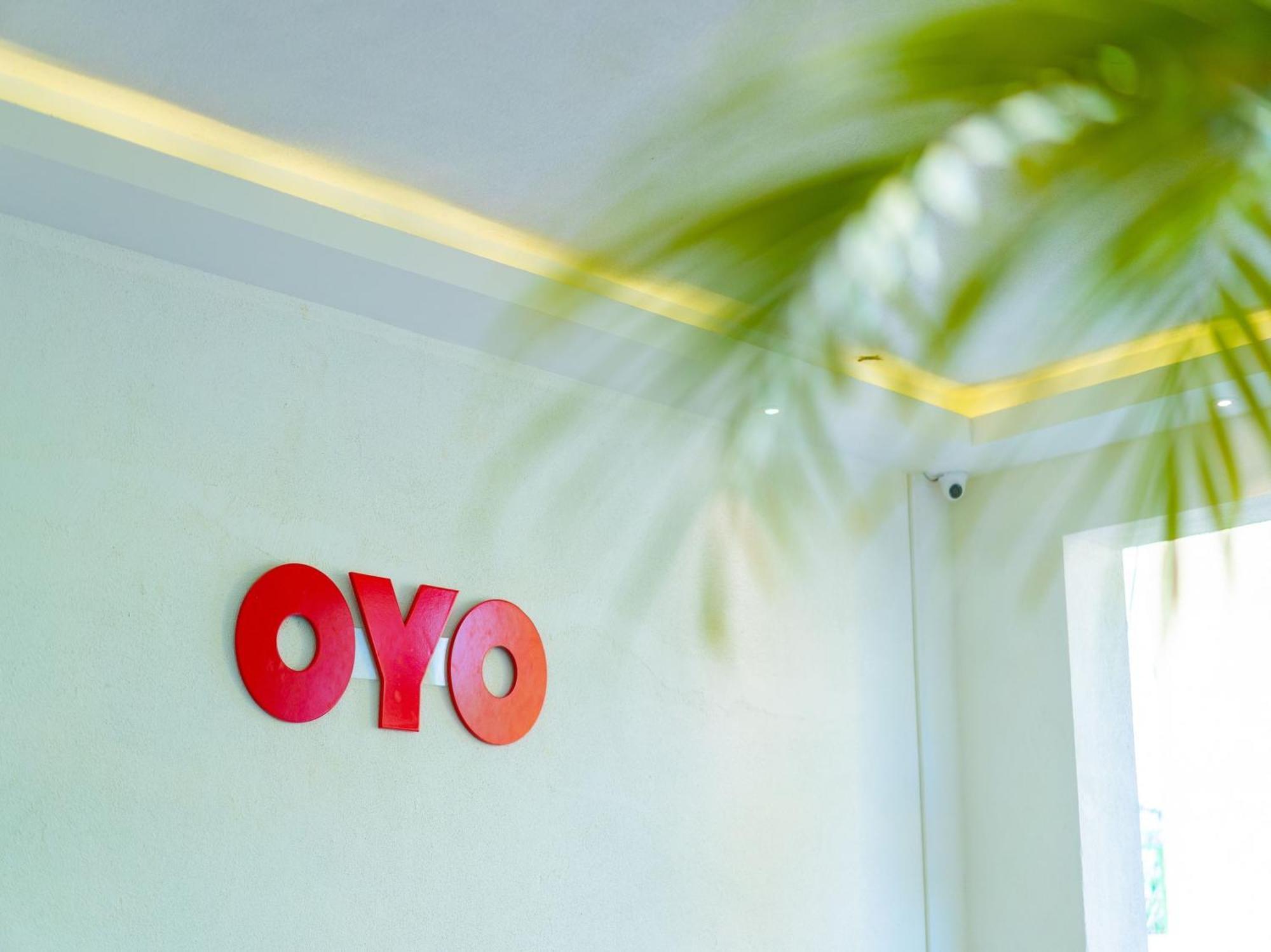 OYO 64260 Hotel Rajnandini Hābra Exterior foto